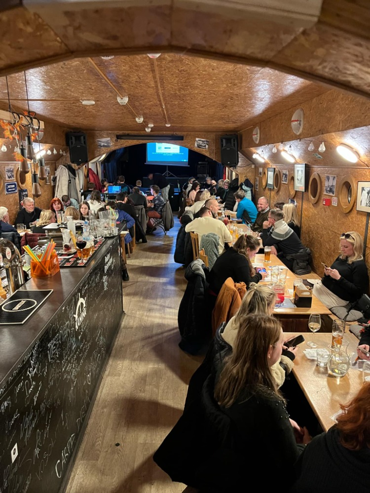 69dd39a41261c316686075