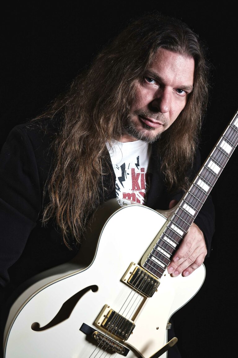 69dd3b6fca99a762389918